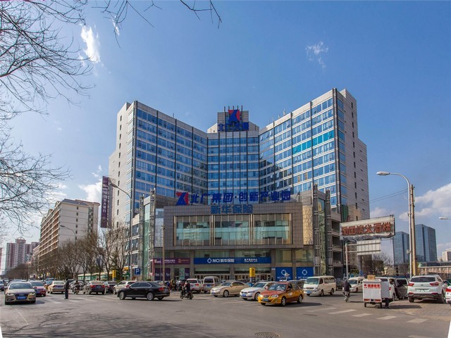 耐用的行政大厅自助机设计